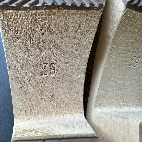 Loota Swedish Clogs Stockholm Camel Suede Size US Womens 8 EU 39 - Picture 8 of 9